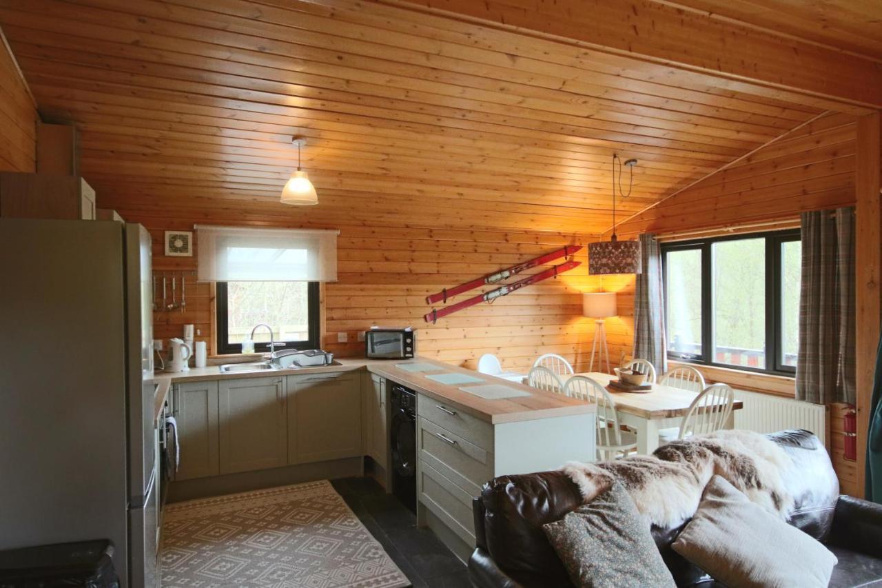 Balquhidder Braes Holiday Park Lodges, Mostly With Hot Tubs And Pet Friendly, Ev Facilities Lochearnhead Exterior photo